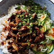 A picture of Garlic and Black Pepper Beef Skewers