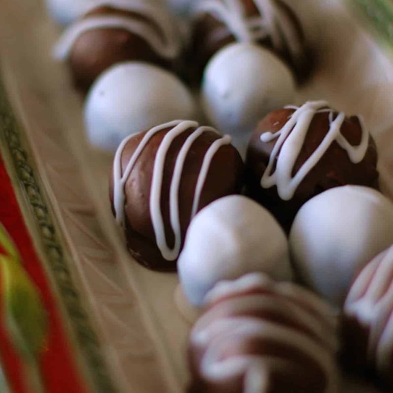 A picture of Minty Chocolate Oreo Truffles